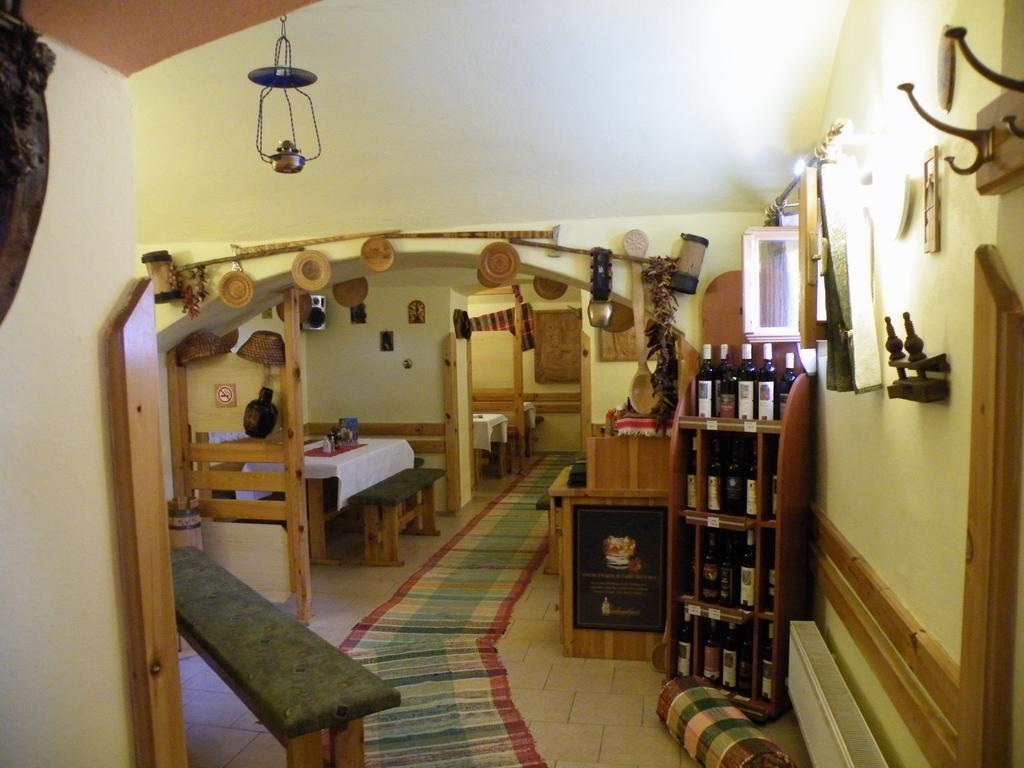 Sunnystreet Guesthouse Стара-Лесна Экстерьер фото