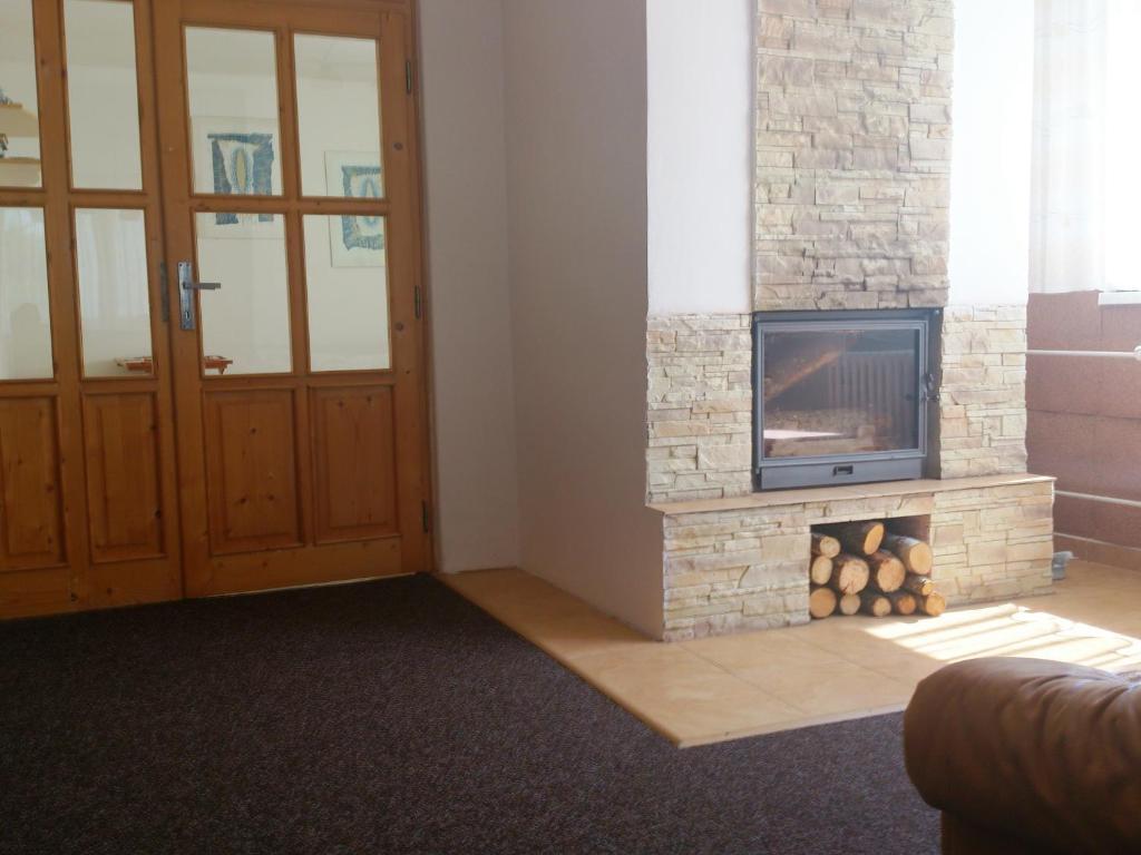 Sunnystreet Guesthouse Стара-Лесна Экстерьер фото