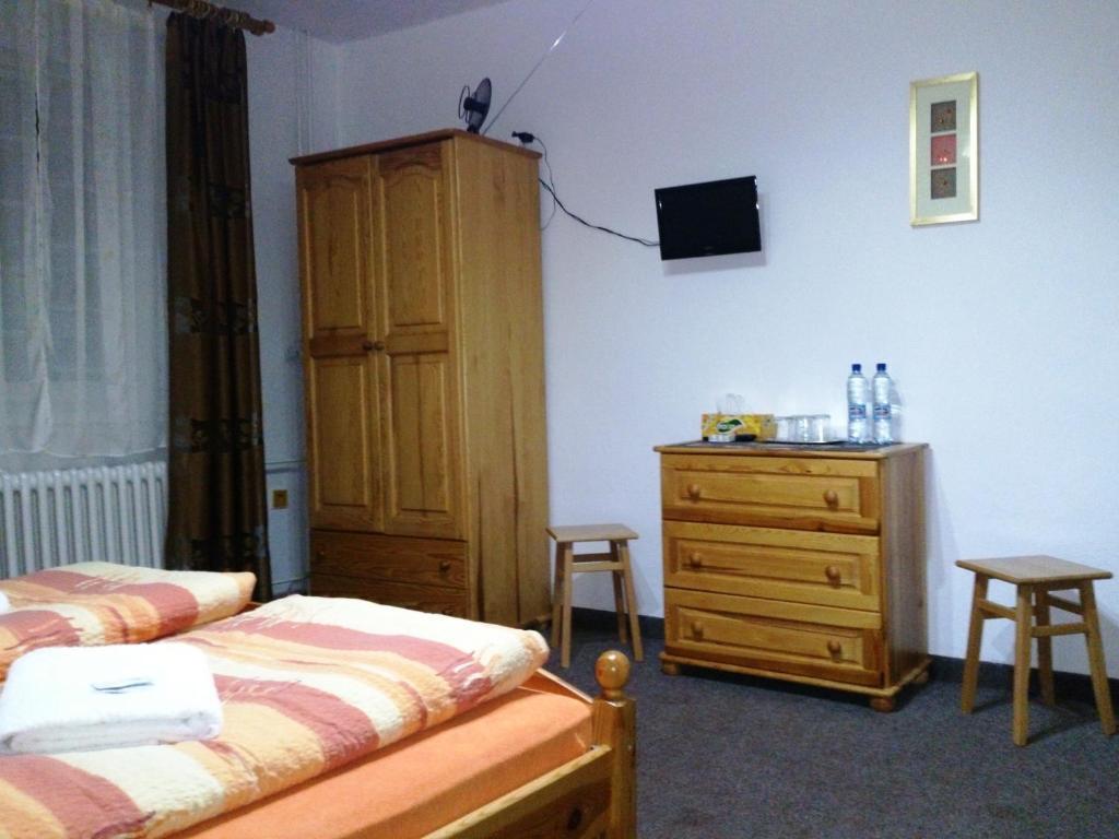 Sunnystreet Guesthouse Стара-Лесна Экстерьер фото