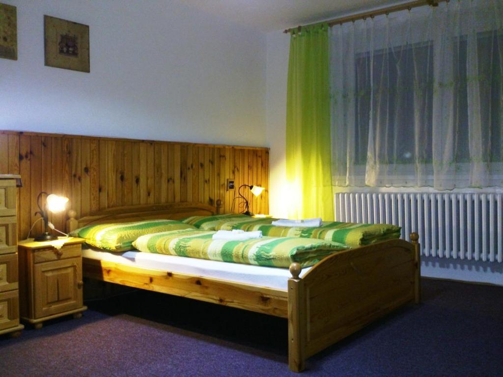Sunnystreet Guesthouse Стара-Лесна Экстерьер фото