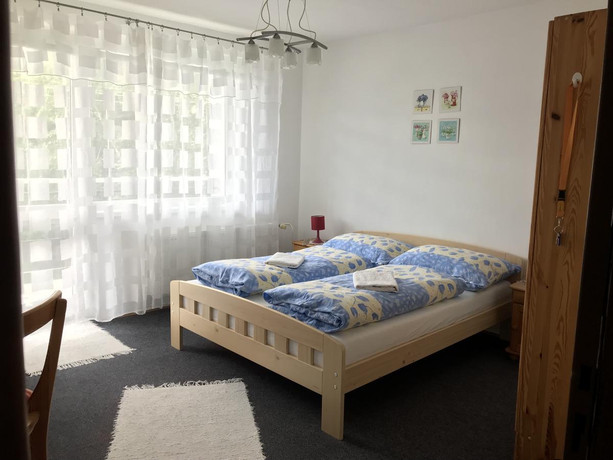 Sunnystreet Guesthouse Стара-Лесна Экстерьер фото