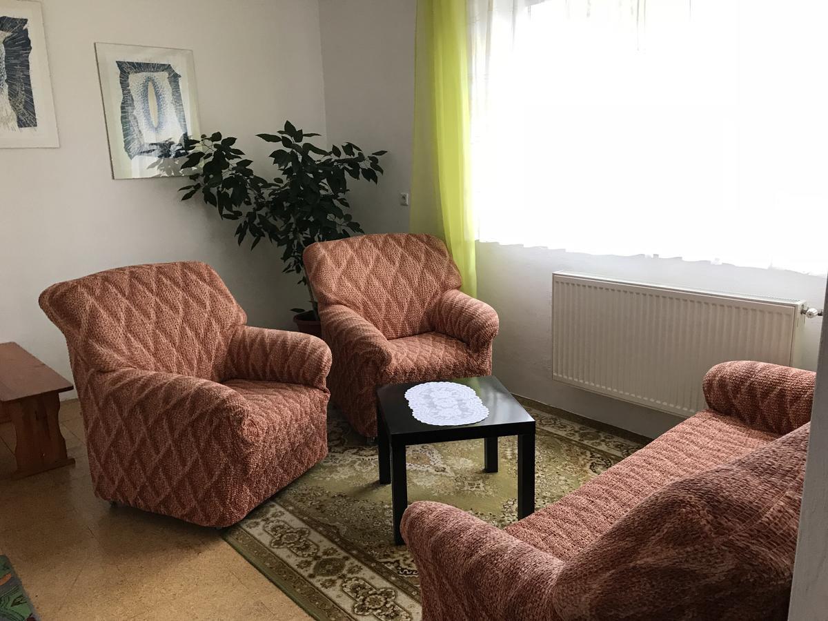Sunnystreet Guesthouse Стара-Лесна Экстерьер фото